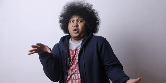 Syuting Adegan Stand Up Comedy, Babe Cabita Deja Vu Syuting Adegan Stand Up Comedy, Babe Cabita Deja Vu