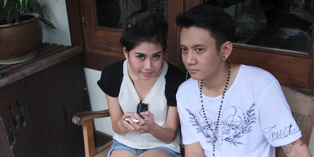 Syuting Bareng Mantan, Syahnaz Sadiqah Tak Perlu Izin Billy Syuting Bareng Mantan, Syahnaz Sadiqah Tak Perlu Izin Billy