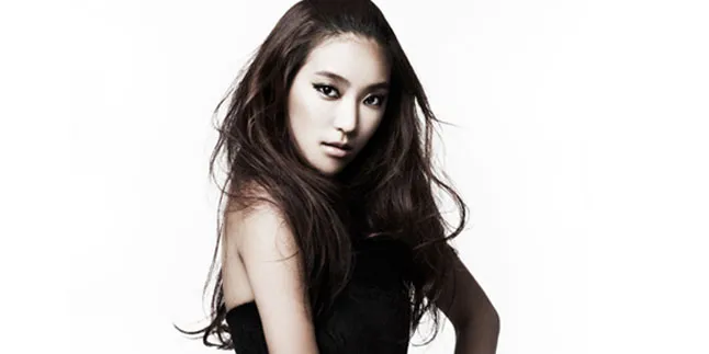 Syuting Iklan, Bora Sistar Seksi Dalam Bikini