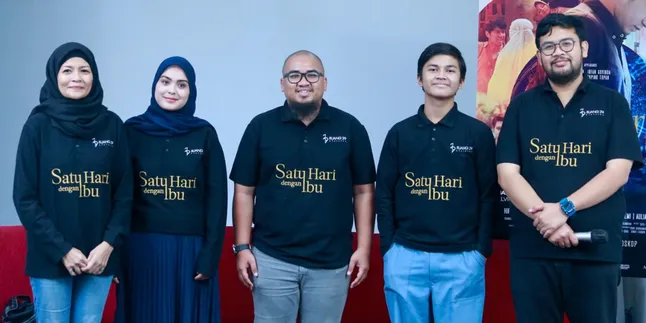 Syuting Saat Masih Single, Vebby Palwinta Kini Merasa Relate Dengan Alur Cerita Film 'SATU HARI DENGAN IBU' Syuting Saat Masih Single, Vebby Palwinta Kini Merasa Relate Dengan Alur Cerita Film 'SATU HARI DENGAN IBU'
