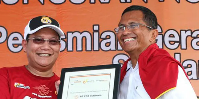 Syuting Sinetron, Dahlan Iskan 'Ngantor’ di Lokasi Syuting Sinetron, Dahlan Iskan 'Ngantor’ di Lokasi
