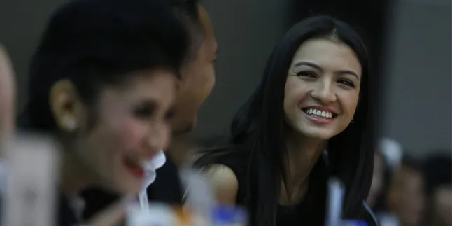 Syuting 'SUPERNOVA', Raline Shah & Herjunot Ali Cubit-Cubitan Syuting 'SUPERNOVA', Raline Shah & Herjunot Ali Cubit-Cubitan
