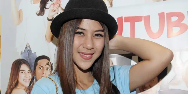 Syuting YOUTUBERS: THE MOVIE, Adinda Thomas Tak Berhenti Ketawa