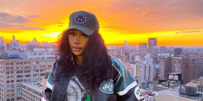 SZA RIlis Single yang Berjudul NOBODY GETS ME
