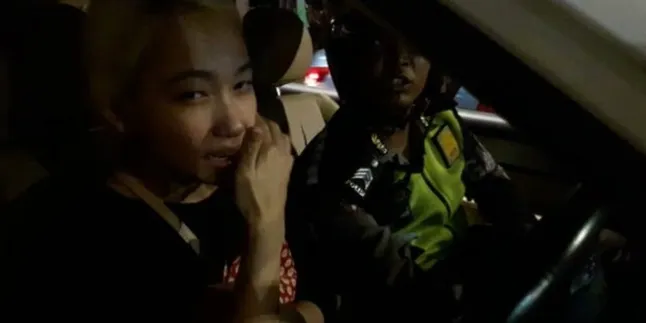 Tabrak Puluhan Mobil & Motor di Sudirman, Pengemudi Ini Rupanya Pengidap Bipolar