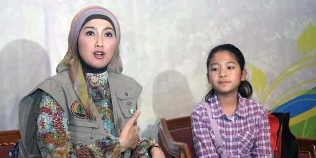 Tahukah Kamu, Kapan Desy Ratnasari Mulai Putuskan Berhijab?