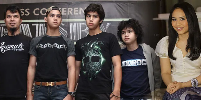 Tahun Baru, Selebriti Pilih Mendulang Emas Atau Berlibur?