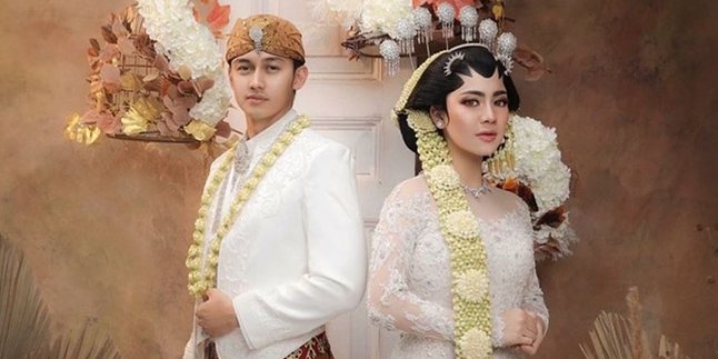 Seventh Year Together with Felicya Angelista, Caesar Hito Uploads Dating Photos vs Photos for Marriage Certificate