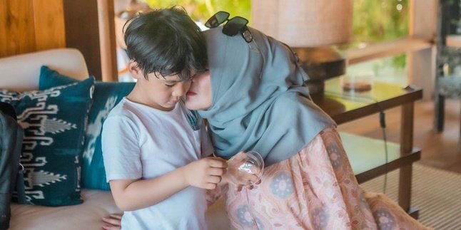 Super Rich, Rafathar Still Likes to Play with Toothpaste Balloons and Stick Them on His Face Like We Do