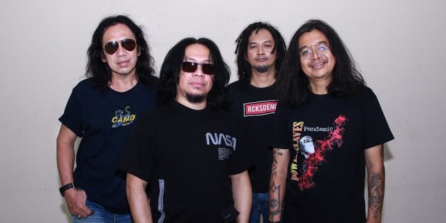 Tak Ada Matinya! POWERSLAVES Rilis Versi Original dari 'Bayang' dalam Bahasa Inggris