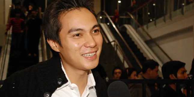Tak Banyak Cerita, Baim Wong Punya Kekasih Baru!