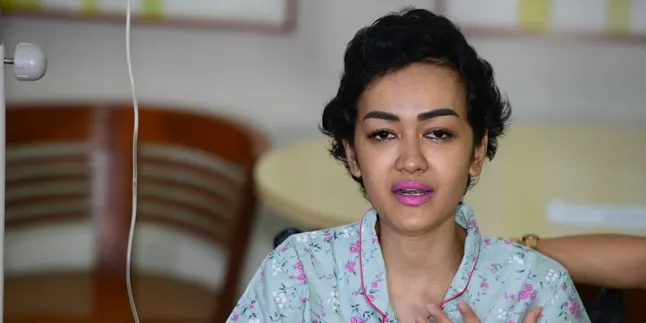 Tak Bisa Diprediksi, Kondisi Kesehatan Julia Perez Sempat Drop Tak Bisa Diprediksi, Kondisi Kesehatan Julia Perez Sempat Drop