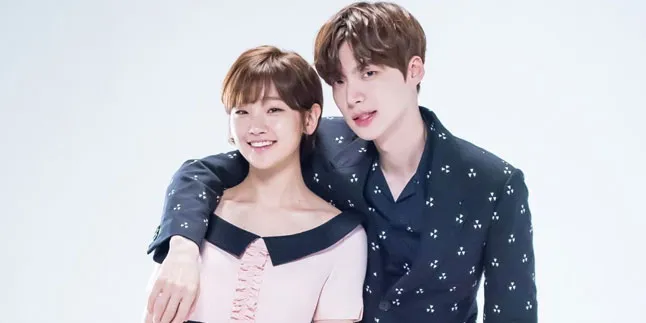 Tak Bisa Jadian di Drama, Ahn Jae Hyun & Park So Dam Foto Manis Tak Bisa Jadian di Drama, Ahn Jae Hyun & Park So Dam Foto Manis