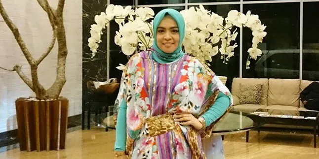Tak Bisa Larang Anak Pakai Gadget, Astrid Kuya Beri Kontrol Ketat Tak Bisa Larang Anak Pakai Gadget, Astrid Kuya Beri Kontrol Ketat