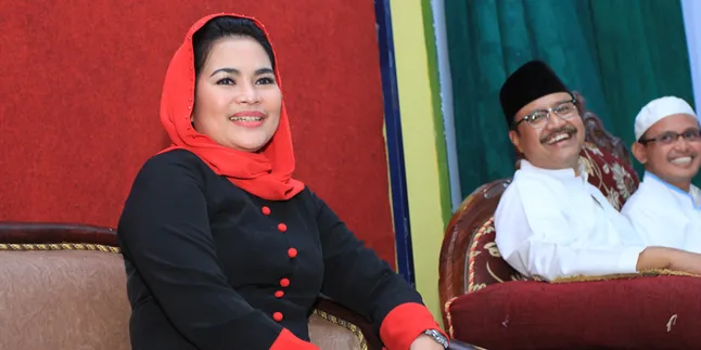 Tak Cuma Cakap Berpolitik, Puti Guntur Soekarno Juga Jago Menggambar