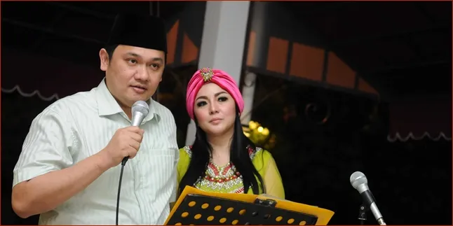 Tak Dibagi Harta, Farhat Abbas Gugat Gono Gini Nia Daniati Tak Dibagi Harta, Farhat Abbas Gugat Gono Gini Nia Daniati