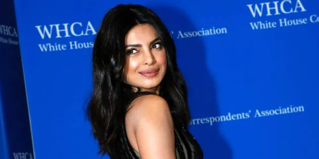 Tak Disangka, Priyanka Chopra Ternyata Punya Kembaran di Kanada Tak Disangka, Priyanka Chopra Ternyata Punya Kembaran di Kanada