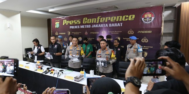 Absent from Narcotics Case Release Event, Epy Kusnandar Depressed with High Blood Pressure