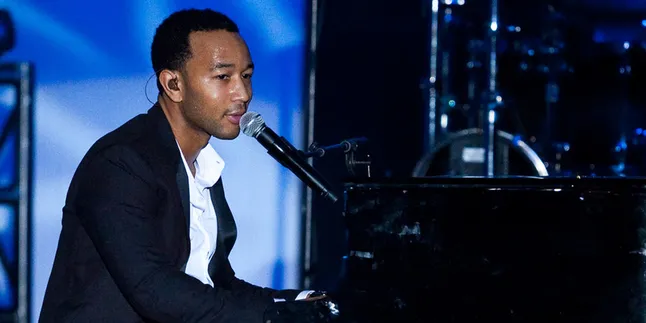Tak Hanya 'All of Me', Hits John Legend Ini Tak Kalah Ciamik!