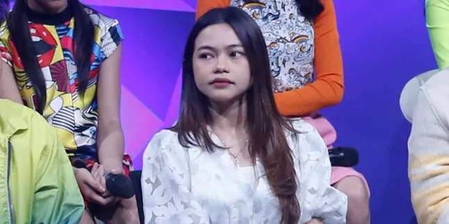 Tak Hanya Penuhi Undangan KBRI, Ternyata Rara LIDA Lakukan Hal Ini Di Rusia