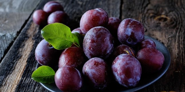 10 Manfaat Buah Plum Bagi Kesehatan Tubuh, Tak Hanya Turunkan Berat Badan