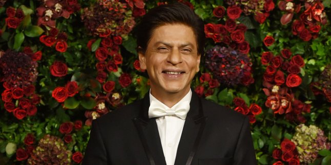 Never Stop Donating, Shahrukh Khan Donates 25 Thousand PPEs for Medical Workers in Maharashtra