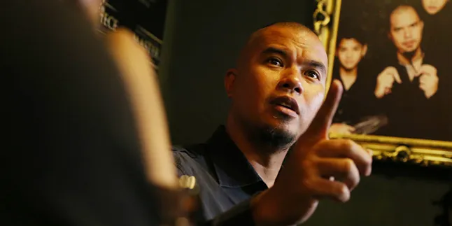 Tak Ingin Anak-Anak Tahu Sisi Gelap Maia, Ahmad Dhani Nangis