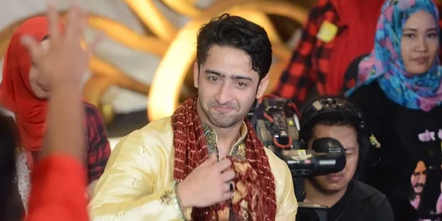 Tak Kenal Shaheer, Aktris Cantik India Ini Minta Bantuan Google