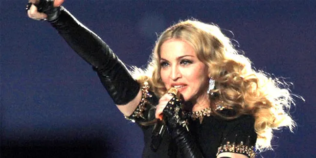 Tak Kunjungi Australia, Madonna Minta Maaf
