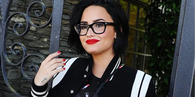 Tak Lagi Bermain Instagram dan Twitter, Demi Lovato Sudah Muak?