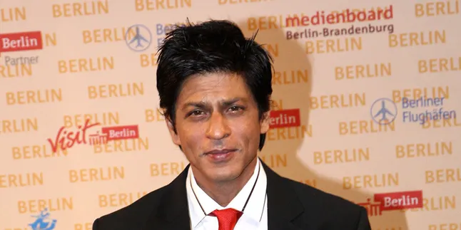 Tak Lagi Bersaing, Shahrukh Khan Doakan Film Terbaru Salman Khan Tak Lagi Bersaing, Shahrukh Khan Doakan Film Terbaru Salman Khan