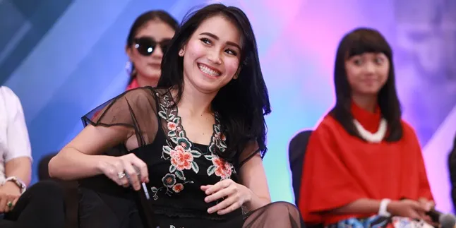 Tak Merasa Tersaingi, Ayu Ting Ting Anggap Lagu Via Vallen Bagus