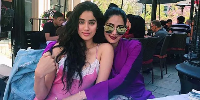 Tak Percaya Selera Anak Soal Pria, Sridevi Ingin Jodohkan Janhvi Kapoor Tak Percaya Selera Anak Soal Pria, Sridevi Ingin Jodohkan Janhvi Kapoor