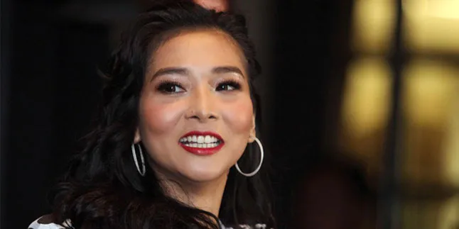 Tak Punya Pacar, Mey Chan Tak Sabar Nikah