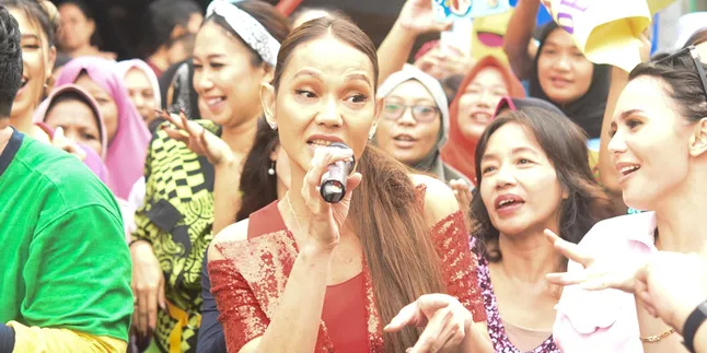 Tak Selalu Bisa Penuhi Permintaan Foto para Penggemar, Bunda Corla Minta Maaf