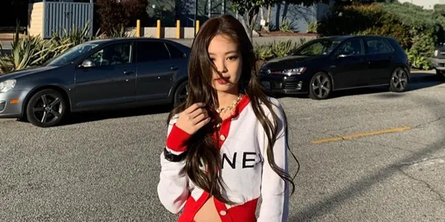 Tak Senyum Saat di Bandara, Jennie BLACKPINK Dikritik Media dan Netizens Tak Senyum Saat di Bandara, Jennie BLACKPINK Dikritik Media dan Netizens