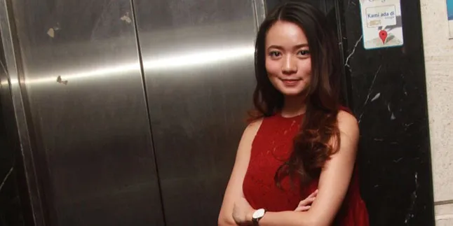 Tak Takut Hitam, Mantan Personel JKT48 Ini Nekat ke Papua