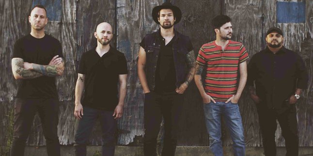 Taking Back Sunday Segera Merilis Album Barunya, 'TIDAL WAVE'