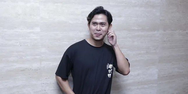 Takut Dirujak Netizen, Cakra Khan Latihan Bahasa Inggris Untuk Persiapan di America's Got Talent