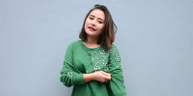 Takut Disakiti, Prilly Latuconsina Ngaku Jarang Pacaran Takut Disakiti, Prilly Latuconsina Ngaku Jarang Pacaran