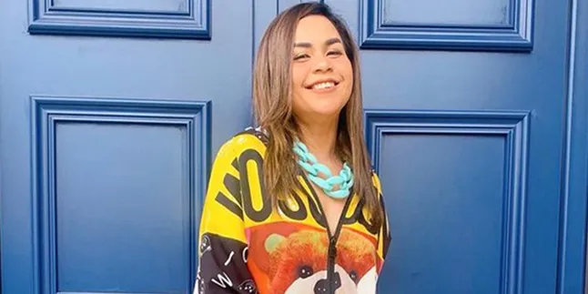 Tamasya Sederhana Keluarga Melaney Ricardo, Pilih Kebun Raya Bogor Sebagai Tempat Liburan Tamasya Sederhana Keluarga Melaney Ricardo, Pilih Kebun Raya Bogor Sebagai Tempat Liburan