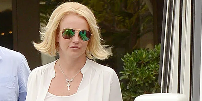 Tampak Sopan dan Sederhana, Britney Spears Puji Justin Bieber Tampak Sopan dan Sederhana, Britney Spears Puji Justin Bieber
