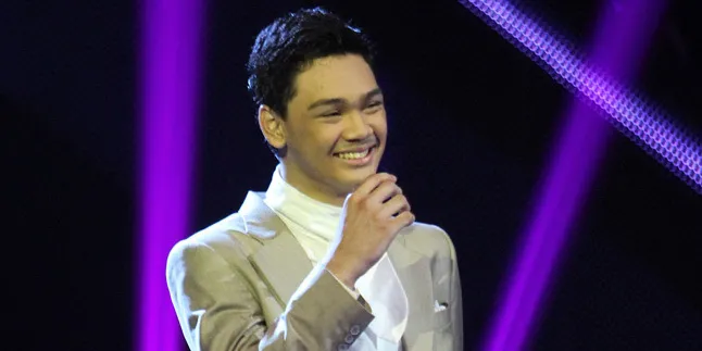 Tampan Elegan, Mikha Angelo di Gala Show 6