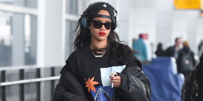 Tampar Pria Botak Dengan Segepok Uang, Rihanna Kurang Ajar?