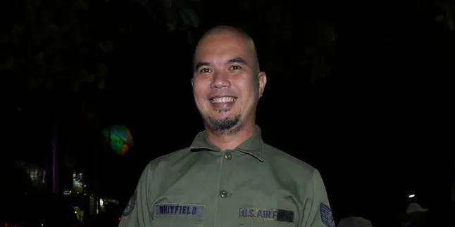 Setelah Maia Estianty, Ahmad Dhani Juga Menceletuk di Atas Panggung