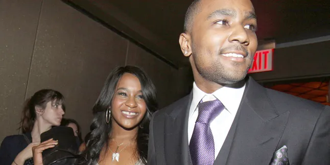 Tampil Bersama Whitney Houston, Bobbi Kristina Katakan Sesuatu Tampil Bersama Whitney Houston, Bobbi Kristina Katakan Sesuatu