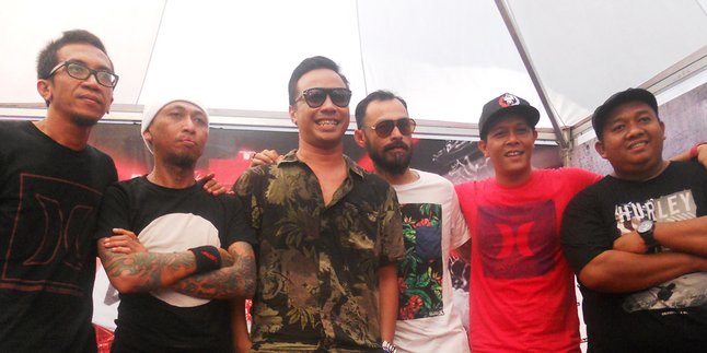 Tampil di Amerika, Shaggydog Sepanggung Dengan NOFX - Mercury Rev