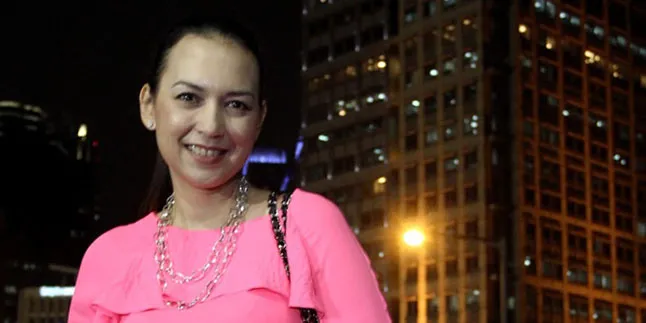 Tampil di 'MAGIC HOUR', Ira Wibowo Menjodohkan Anaknya