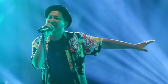 Tampil Di Synchronize Fest 2018, Steven & The Coconut Treez Berduka