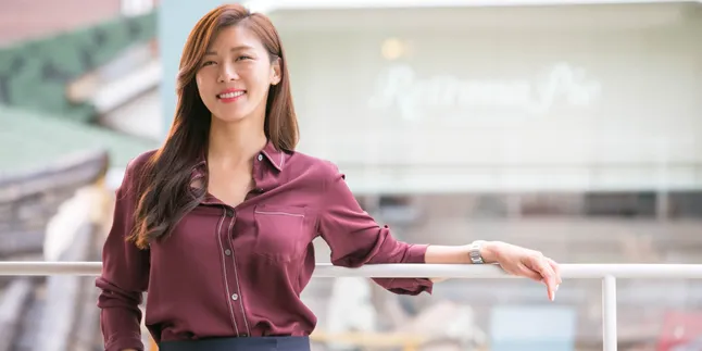 Tampil Klasik Nan Elegan, Ha Ji Won Grand Ambassador Hanbok Korea